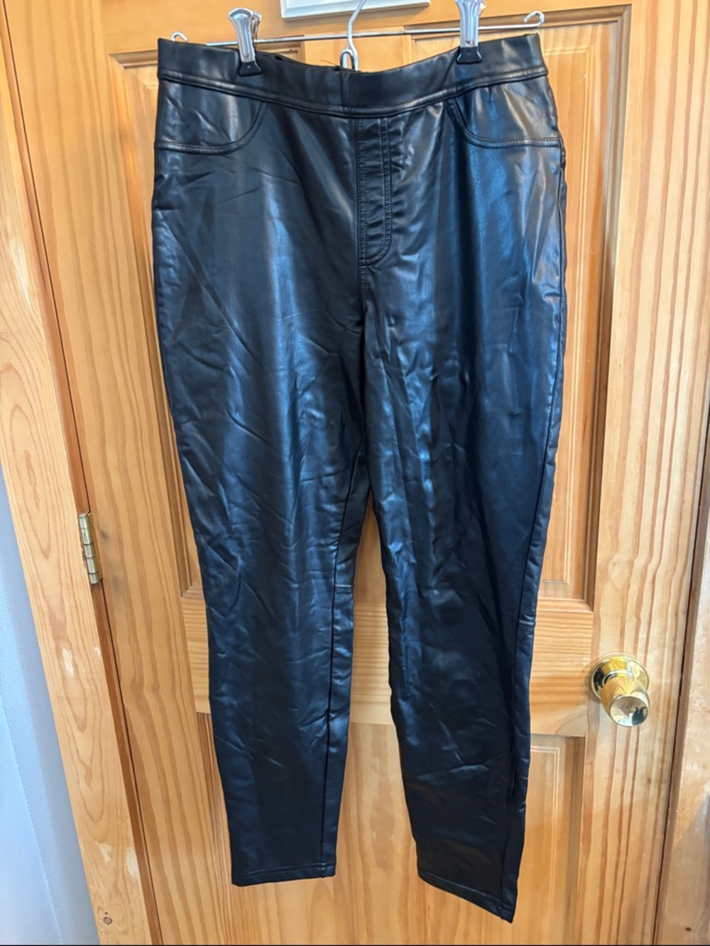 Sanctuary Faux Leather Skinny Pants in Black